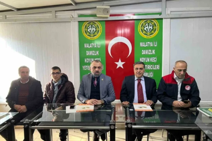 Malatya’da yetiştiricilere 2025 yılı için küpe ve kayıt defteri desteği