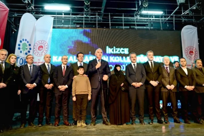 Bakan Ersoy, Malatya’da 6 Şubat depremlerinin yıldönümünde anma programına katıldı.