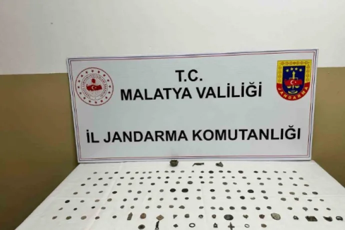 Malatya’da jandarmadan tarihi eser operasyonu