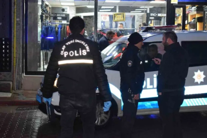 Malatya’da bıçaklı kavga: 3 yaralı