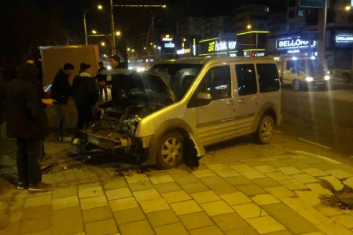 Malatya’da zincirleme kazalarda 8 araç birbirine girdi