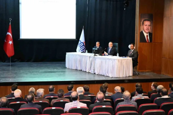 Malatya Valisi Yavuz, sokak hayvanları için yeni düzenlemeyi açıkladı