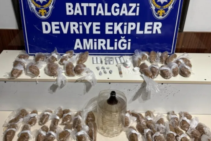 Malatya’da sokak satıcılarına operasyon: 2 gözaltı