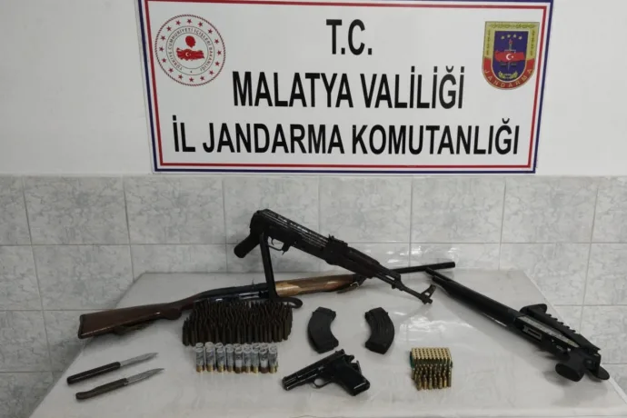 Arguvan'da Silah Kaçakçılarına Operasyon