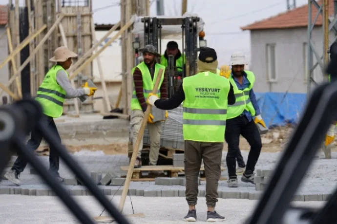 Yeşilyurt Belediyesi, Samanköy’ün yollarını baştan aşağıya yeniliyor