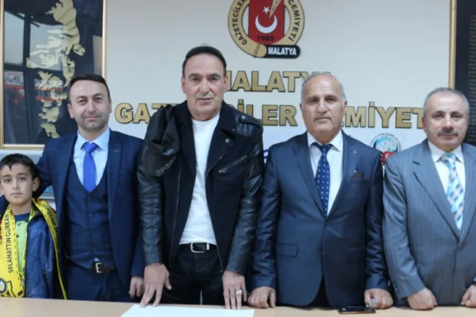 Malatya Gazeteciler Cemiyetine Ömer Çiçek ve Murat Maskar hayırlı olsun ziyaretine bulundu