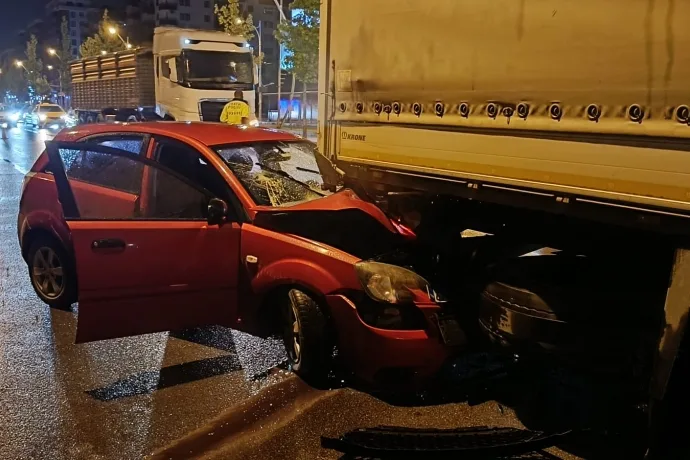 Malatya'da Trafik Kazası: 3 Yaralı