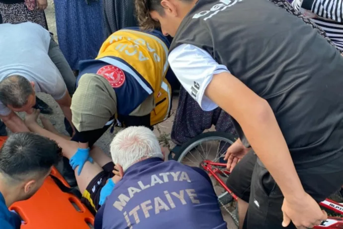 Malatya Orduzu Mahallesi’nde Trafik Kazası: 3 Çocuk Yaralandı