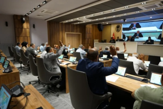Yeşilyurt’ta imar planı değişiklikleri meclisten geçti
