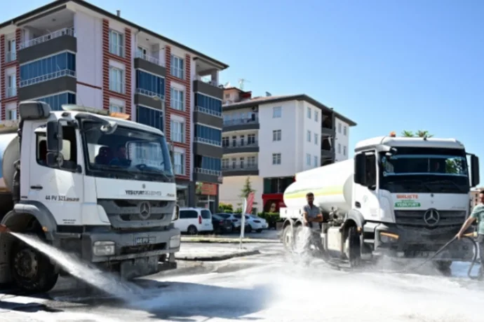 Yeşilyurt Belediyesi’nden temizlik atağı!