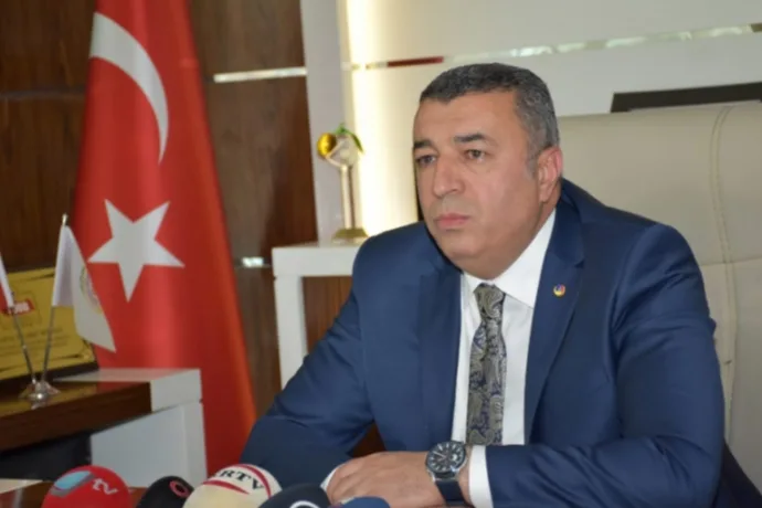 BAŞKAN ÖZCAN’IN 15 TEMMUZ DEMOKRASİ VE MİLLİ BİRLİK GÜNÜ MESAJI