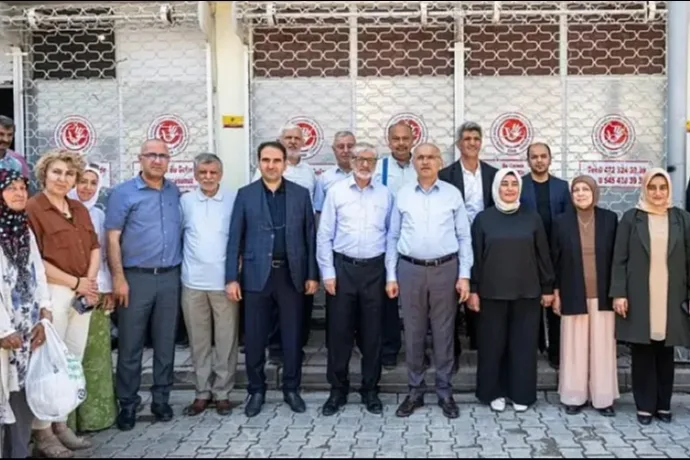 Yetimler Kervanı'ndan Geleneksel Aşure İkramı