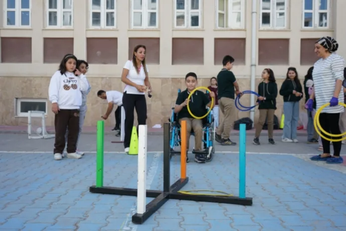 Yeşilyurt’ta spor eğitimi okul bahçelerine taşınıyor