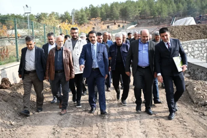 BAŞKAN TAŞKIN, TAMAMLANAN PROJELERİ TEŞKİLATLA İNCELEDİ
