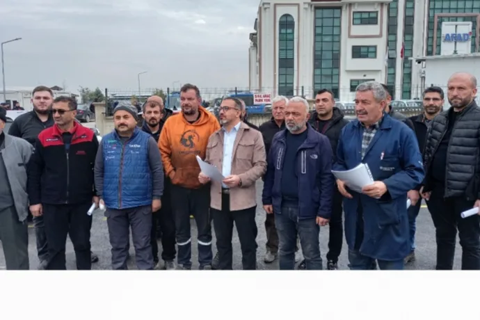 Malatya sanayi esnafı hak kayıplarını AFAD önünde gündeme taşıdı