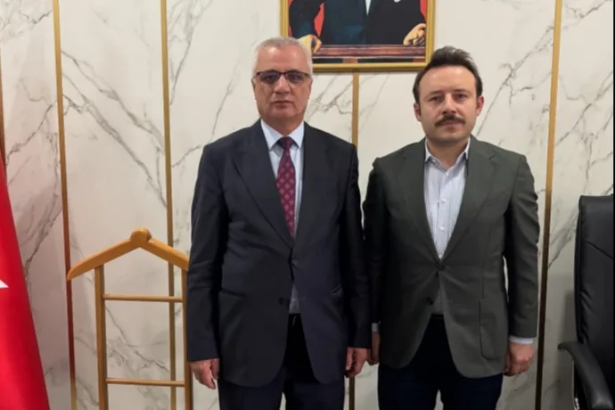 Arguvan Belediye Başkanı Ersoy Eren’den Karayolları 8. Bölge Müdürlüğü’ne Ziyaret