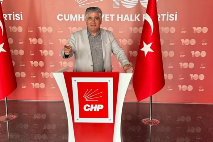 CHP Yeşilyurt İlçe Başkanı Hakkı Ayas’tan 10 Ocak Mesajı: “Gerçeğin Peşinde Koşan Gazeteciler Yalnız Değildir”