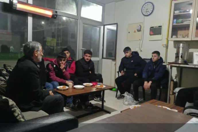 Dilek Eğitim Derneği’nde Gençlere Yönelik Manevi Söyleşi