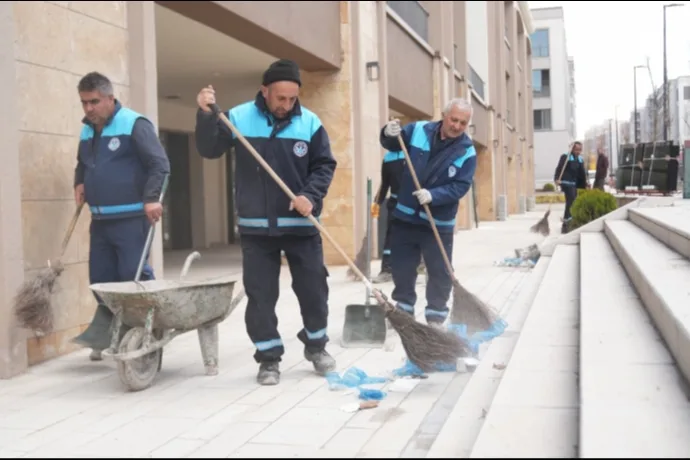 AKPINAR ÇARŞISI’NDA TEMİZLİK ÇALIŞMALARI BAŞLADI
