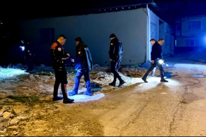 Parkta çıkan silahlı kavgada 1 kişi yaralandı