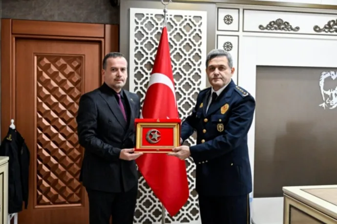 Karademir: İş Dünyası Olarak Her Zaman Kahraman Polislerimizin Yanındayız