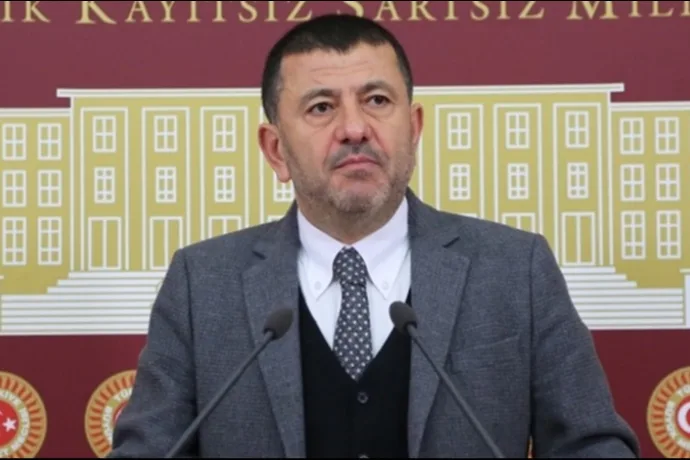 AĞBABA’DAN ÖZAL VE HAMİDO MESAJI