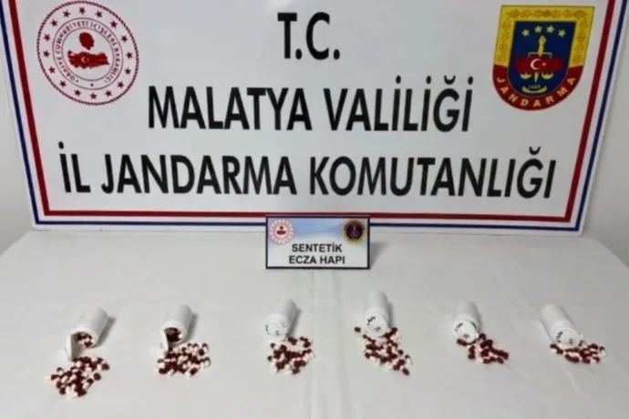 Uyuşturucu Haplarla Yakalandı, Tutuklandı