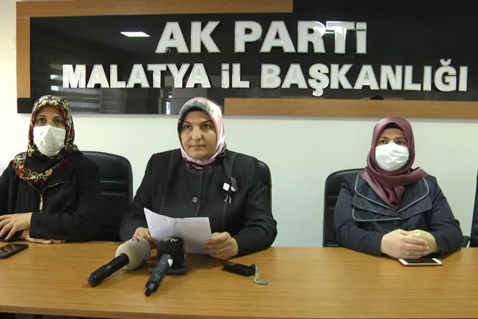 Bir kap su bir kap mama bırak