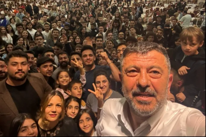AĞBABA: "HİÇBİR ZORLUK 19 MAYIS ÖNCESİNDEN DAHA BÜYÜK DEĞİLDİR, BU ÜLKENİN EVLATLARININ UMUTSUZ OLMAYA HAKKI YOK"