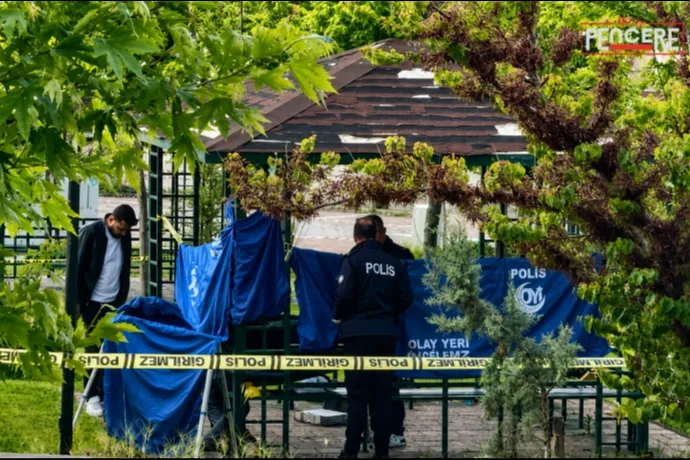 18 Yaşındaki Genç Kız Parkta Ölü Bulundu