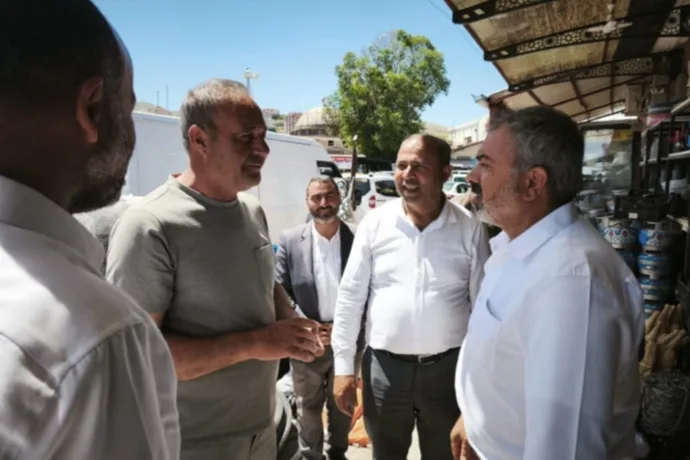 HÜDA PAR Heyeti Akçadağ’da Esnafın Nabzını Tuttu