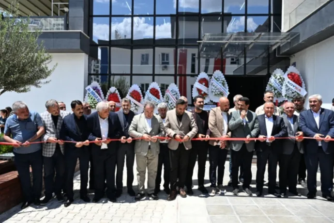Kiras Hukuk Bürosu Görkemli Bir Törenle Hizmete Açıldı.