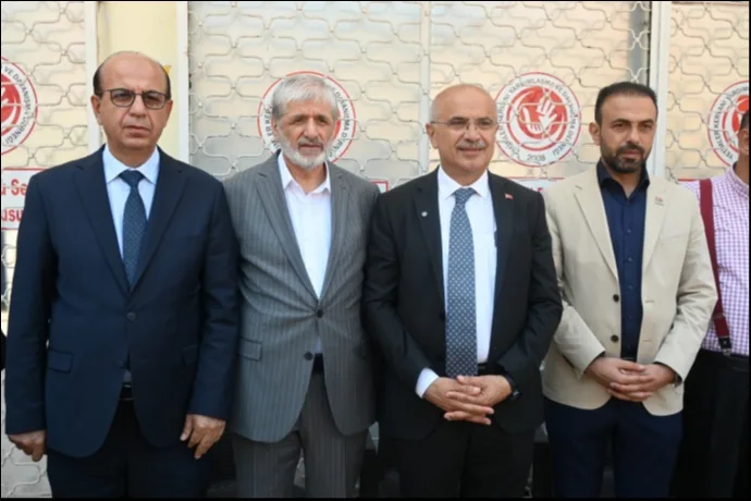Malatya Yetimler Kervanı Derneği’nden aşure ikramı!