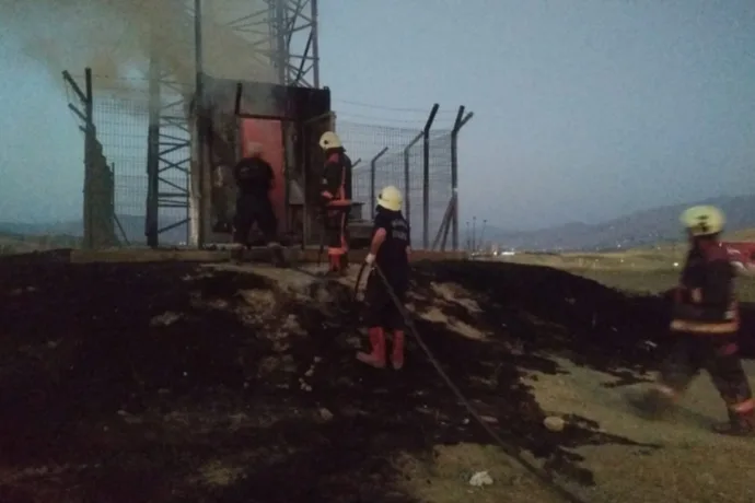 Malatya-Elazığ Yolundaki Baz İstasyonunda Yangın