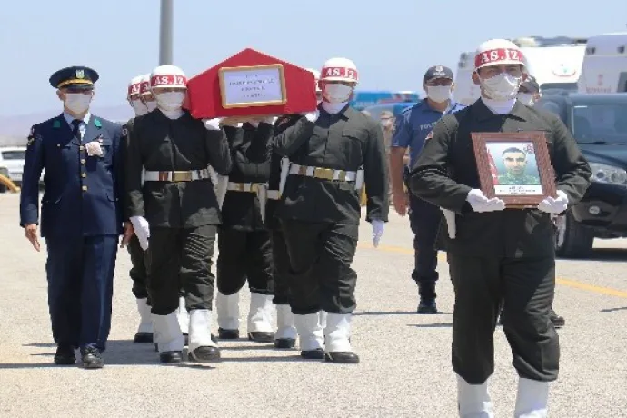 Malatyalı şehit gözyaşları arasında toprağa verildi