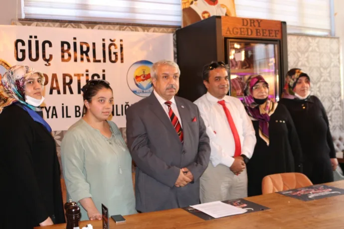 Güç Birliği Partisini Tanıttı