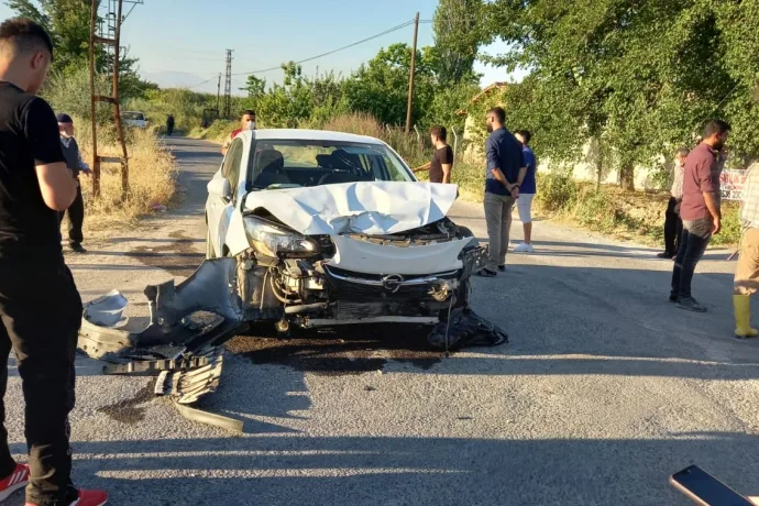 Dilek mahallesinde  tırafik kazası