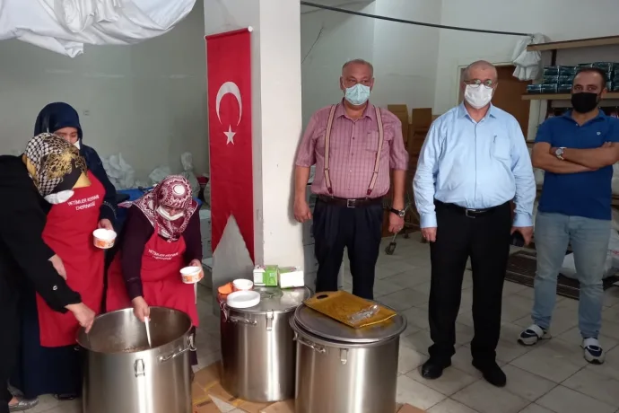 YETİMLERE AŞURE İKRAMI video