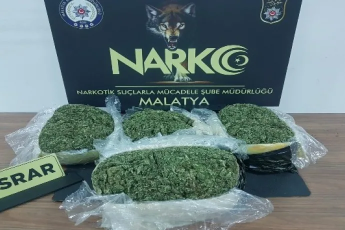 Otobüste uyuşturucu sevkiyatına gözaltı