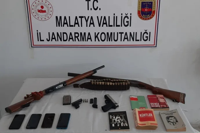 Terör örgütü propagandasından 4 gözaltı