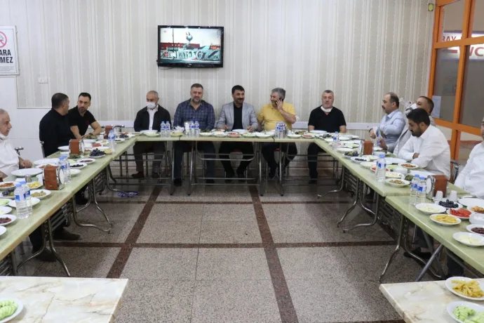MHP İl Başkanı Samanlı Esnaflarla buluştu