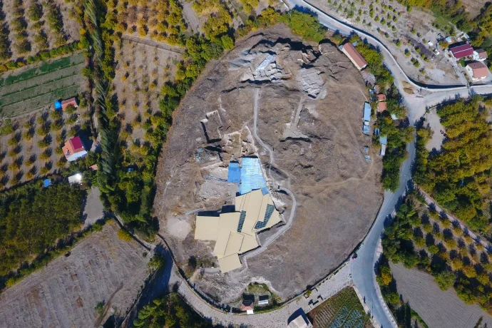 COVİD-19 ETKİSİNE RAĞMEN ARSLANTEPE’YE ZİYARETÇİ AKINI