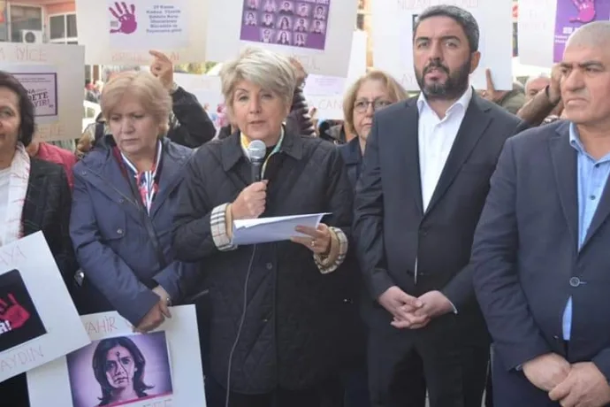 CHP Malatya kadın kolları başkanı Tuncer'den Kadına Şiddet Son Bulsun" Çağrısı