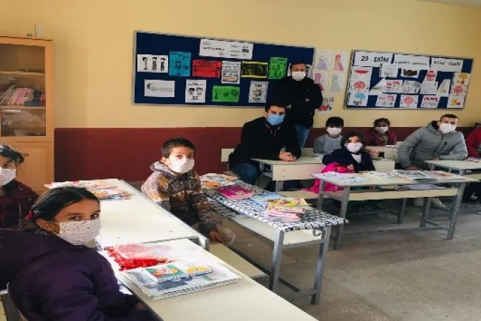 Akif Çelik'in anısına kütüphane