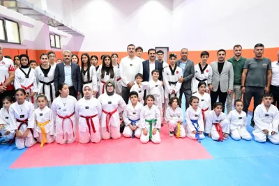 BATTALGAZİ’DE YAZ SPOR OKULLARI KAPANIŞ TÖRENİ DÜZENLENDİ