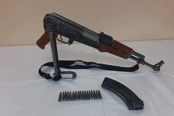 Malatya'da Hakaret Eden Muhtar Gözaltına Alındı, Evinden Kalaşnikof Çıktı